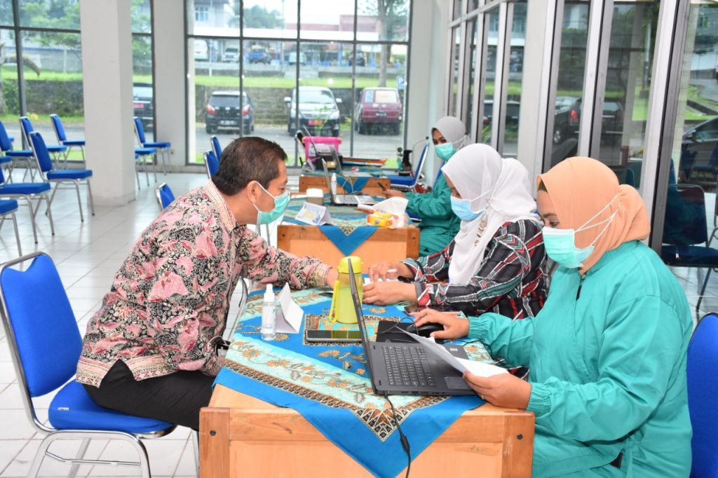 Tenaga Pendidik dan Tenaga Kependidikan ISI Padangpanjang Vaksinasi covid-19