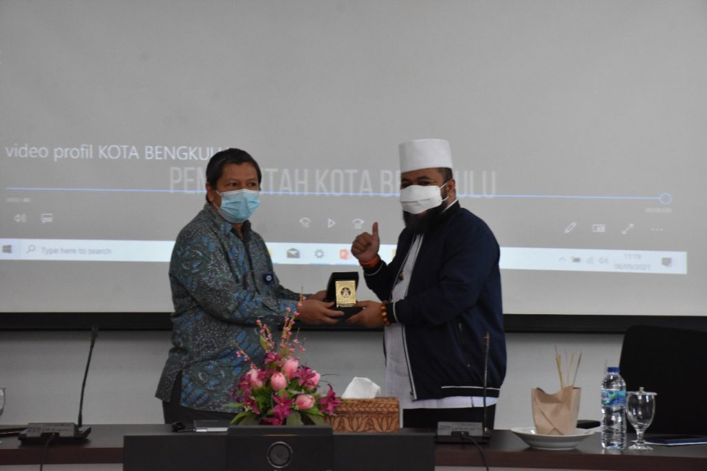 SAMBANGI ISI PADANGPANJANG, WALIKOTA BENGKULU HARAPKAN KERJASAMA