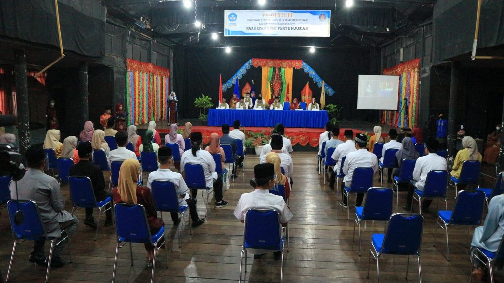 Fakultas Seni Pertunjukkan Melaksanakan Yudisium TA 2021/2022