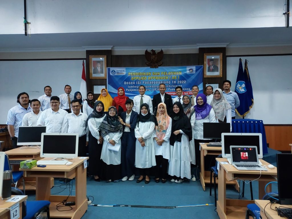 Diklat Applied Approach (AA) Perkuat Kompetensi Dosen ISI Padangpanjang Tahun 2022