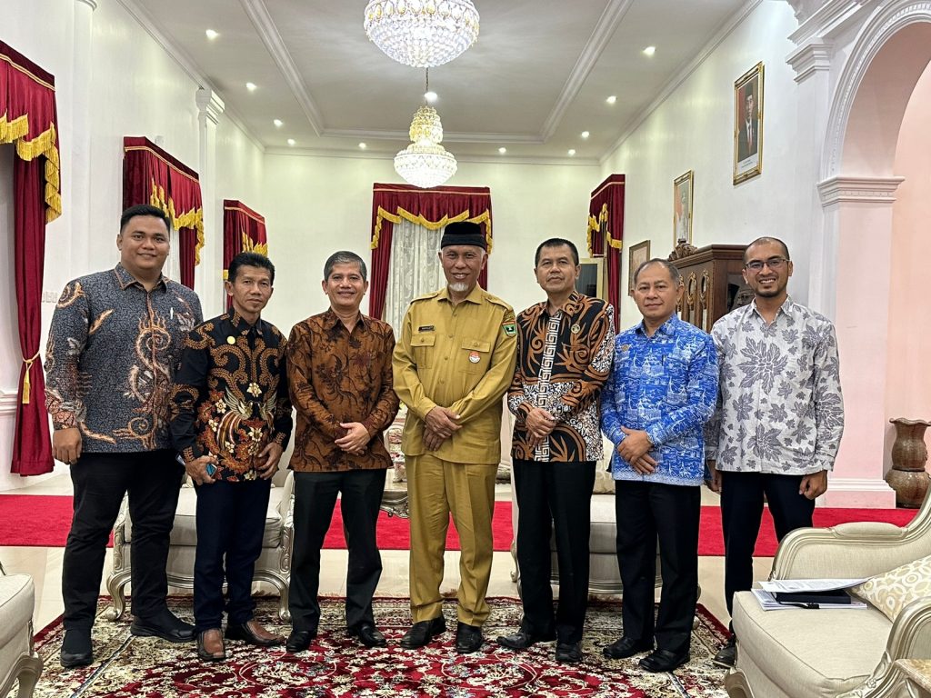 GERAK CEPAT, REKTOR BARU ISI BAHAS TAROK CITY DENGAN GUBERNUR