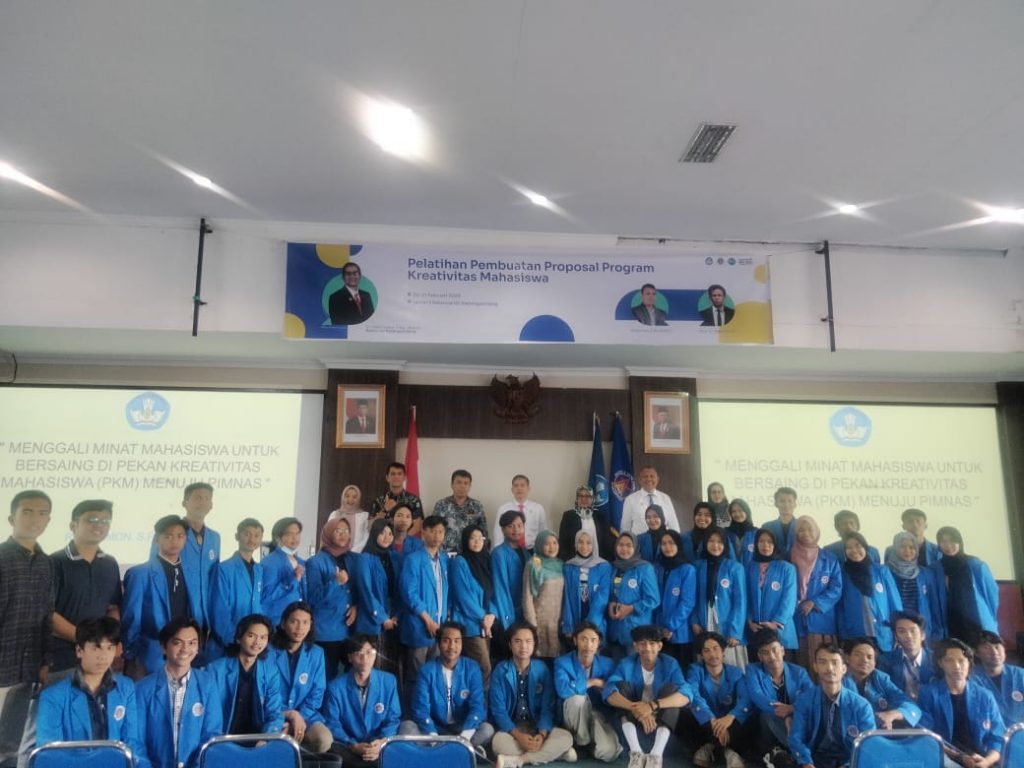 Menggali Minat Mahasiswa Untuk Bersaing di Pekan Kreativitas Mahasiswa (PKM)