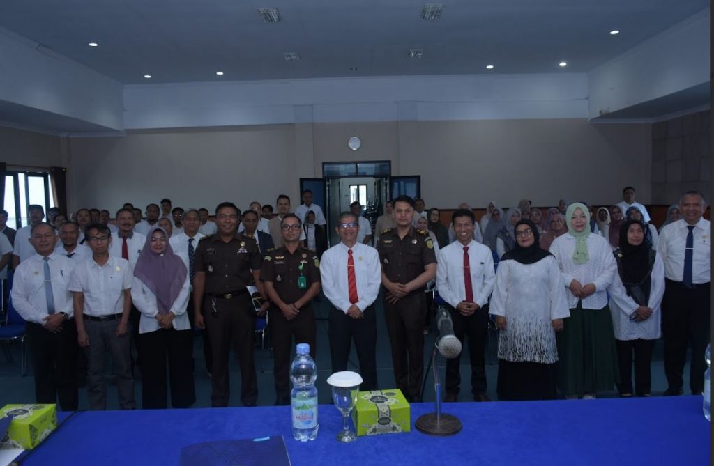 “Kenali Hukum Jauhi Hukuman” Kejaksaan Negeri Padangpanjang Beri Penyuluhan di ISI Padangpanjang