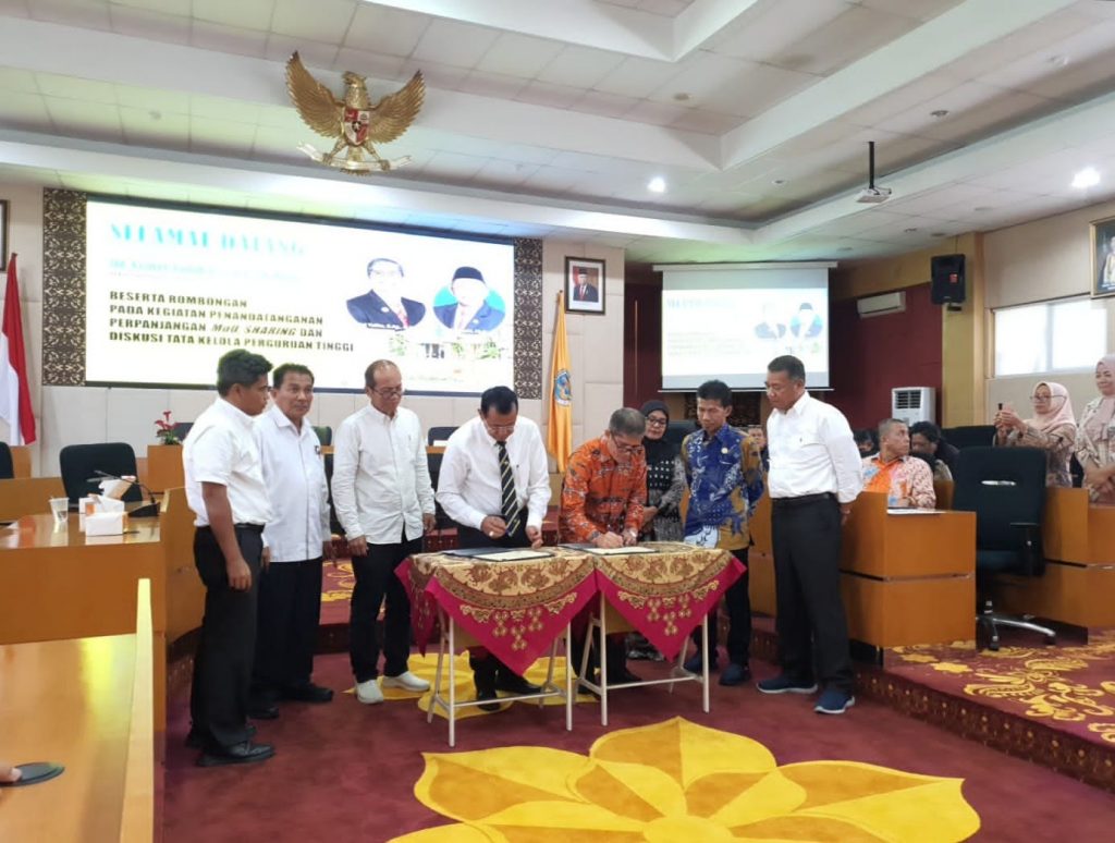 Rektor UNP dan Rektor ISI Padangpanjang Tingkatkan Kerja Sama