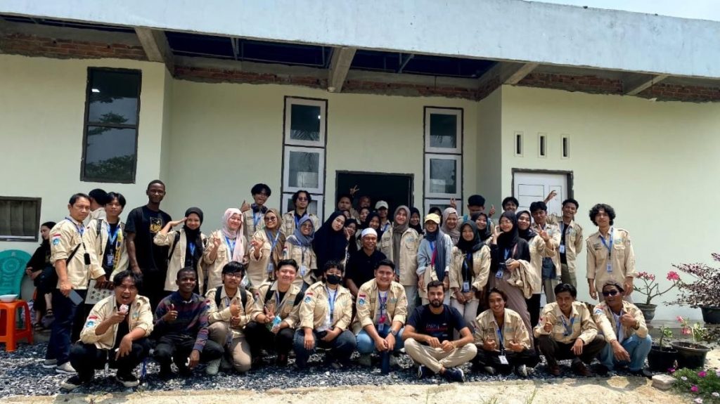 “Memburu Kelezatan: Eksplorasi Rendang Khas Payakumbuh oleh Mahasiswa PMM3 ISI Padangpanjang”