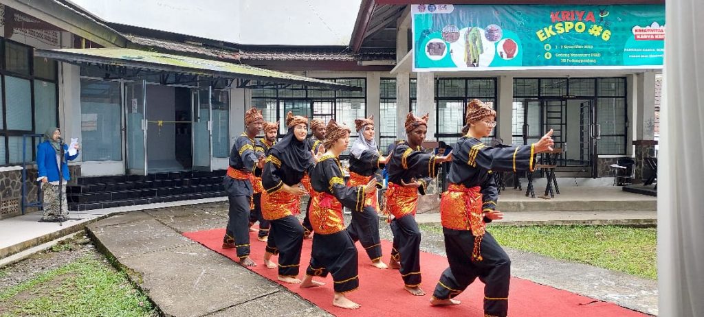 Kriya Expo # 6 “Kreativitas & Inovasi Menuju Karya Kriya Berkelanjutan”