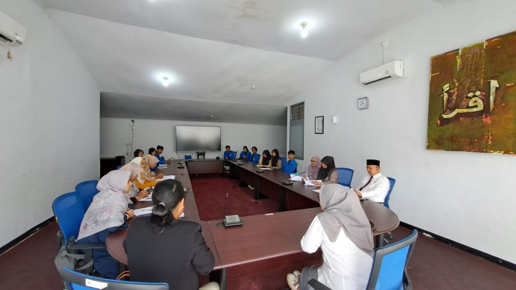 “Merdeka Berprestasi, Talenta DebatMenginspirasi”