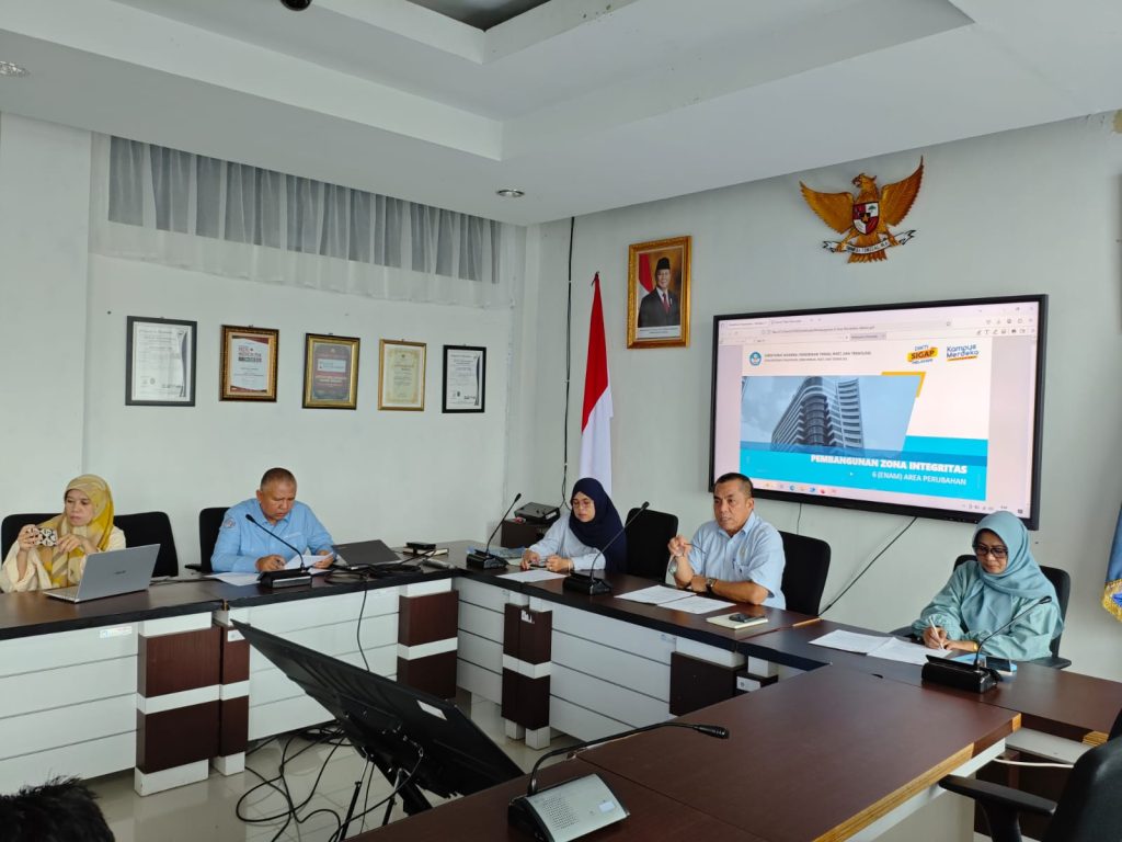 Mewujudkan Tata Kelola Transparan: Rapat Koordinasi Zona Integritas dan PPID di ISI Padangpanjang