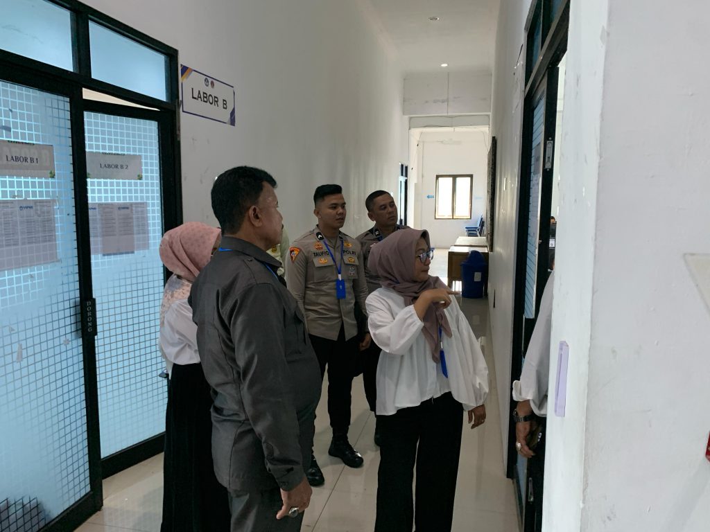 UTBK ISI Padangpanjang Hari Pertama Sesi 2 Berjalan Lancar, Tim Monev Lanjutkan Pemantauan
