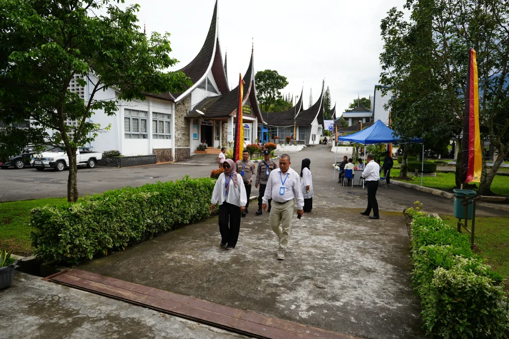Pelaksanaan Hari Pertama UTBK di ISI Padangpanjang Berjalan Lancar, Tim Monev Tinjau Langsung Sesi Pertama
