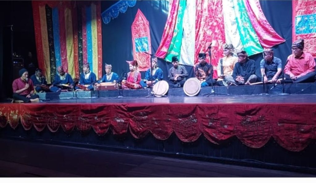 “SENI BERTUTUR, SENI BERBUNYI”: PRODI SENI KARAWITAN ISI PADANGPANJANG PERSEMBAHKAN PERTUNJUKAN BUDAYA