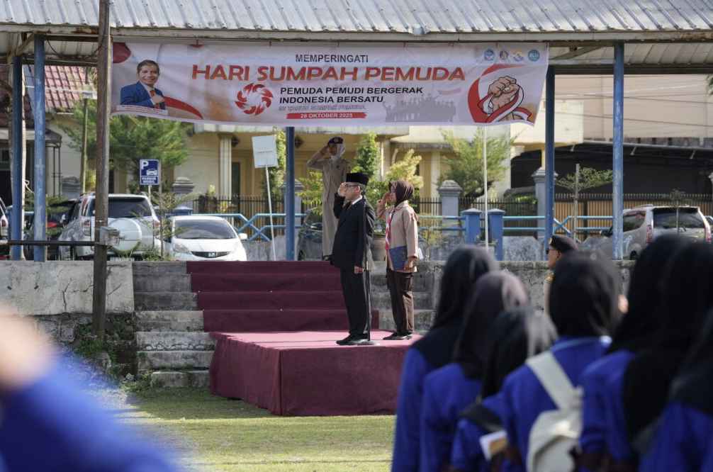 “Pemuda Pemudi Bergerak, Indonesia Bersatu”