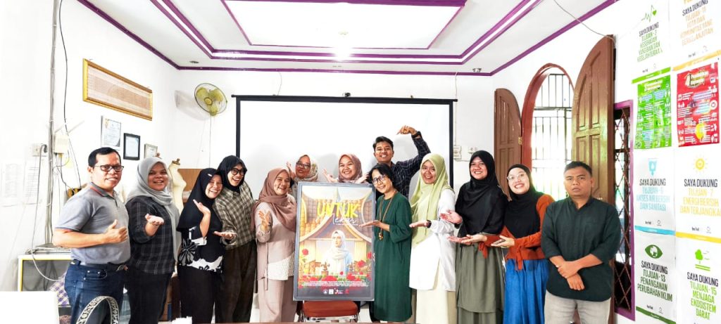Prodi Studi Humanitas ISI Padangpanjang Jemput Mahasiswa Magang di LP2M Padangdan Gelar Nobar Film “Waktu Untuk Mekar”